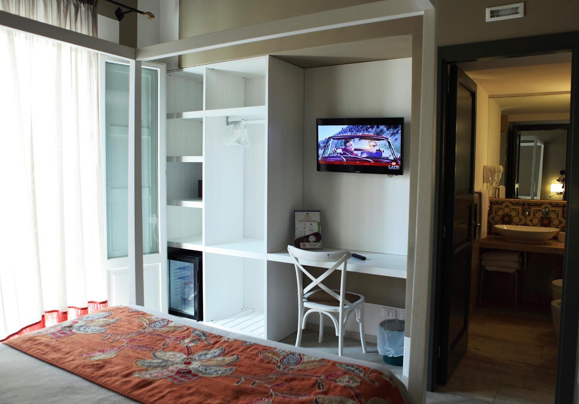 Aegusa Hotel ファヴィニャーナ 部屋 写真